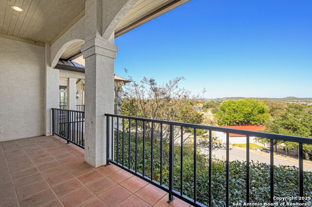 Image 45 of 65 For 305 Lakewood