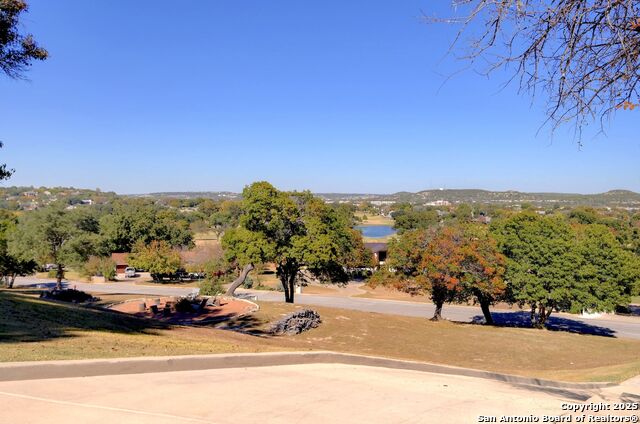 Image 48 of 65 For 305 Lakewood