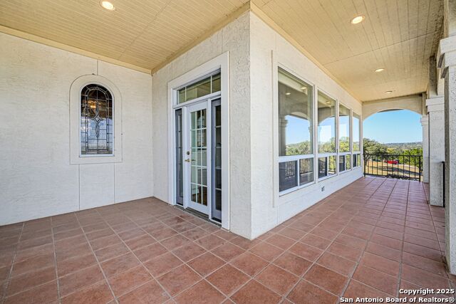 Image 8 of 65 For 305 Lakewood