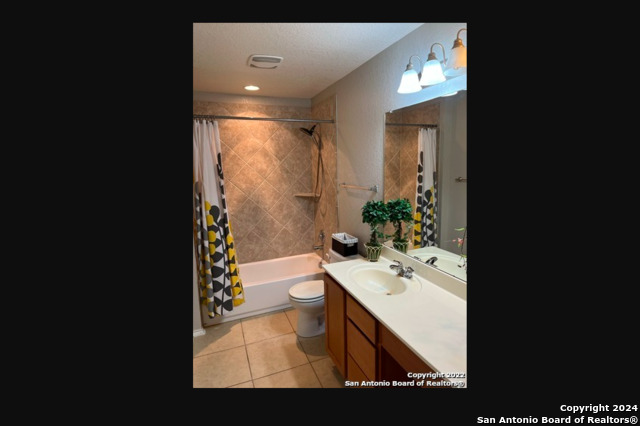 Image 12 of 25 For 7431 Bluebonnet Bay