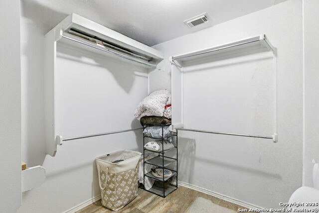 Image 18 of 47 For 1710 Mountain Brook