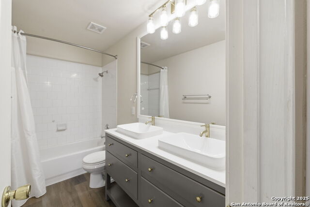 Image 36 of 47 For 1710 Mountain Brook