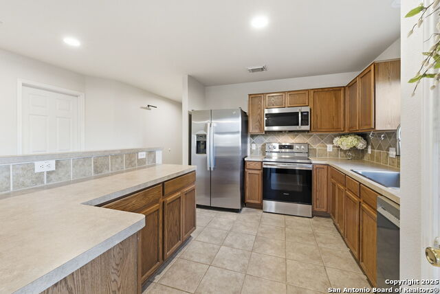 Image 5 of 47 For 1710 Mountain Brook