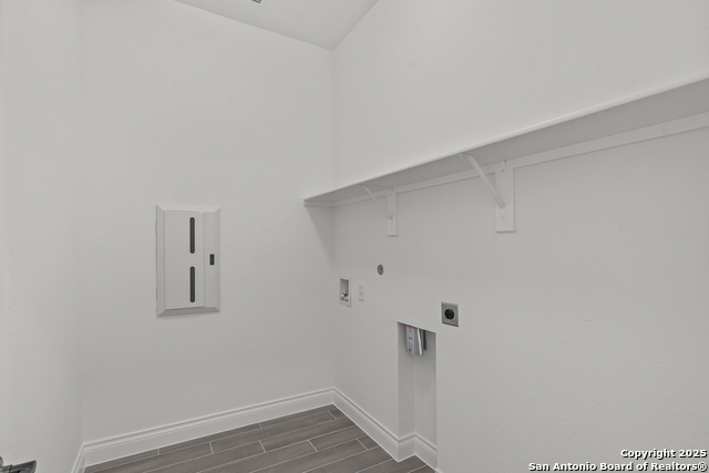 Image 20 of 33 For 12461 Nazareth