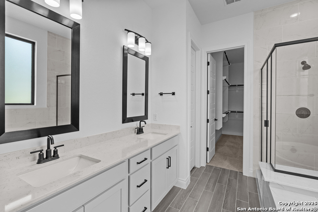 Image 23 of 33 For 12461 Nazareth