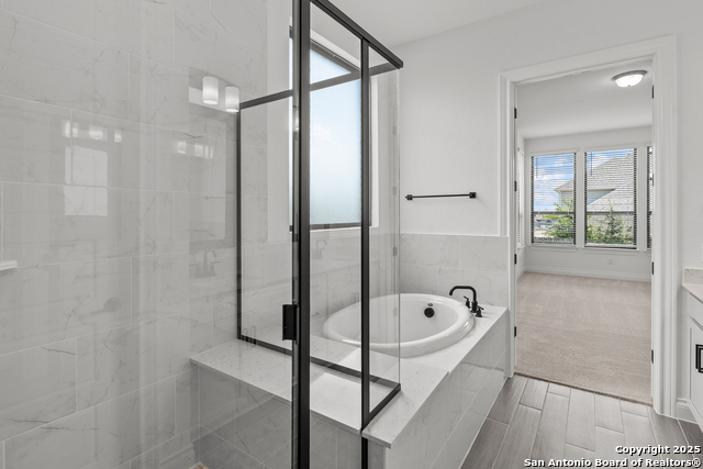 Image 24 of 33 For 12461 Nazareth