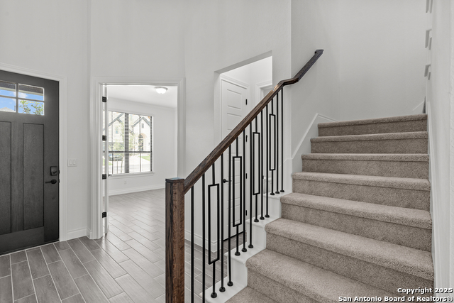 Image 26 of 33 For 12461 Nazareth