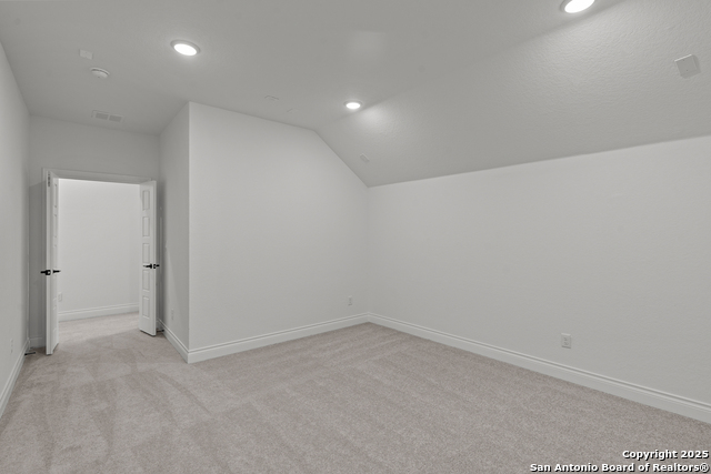 Image 30 of 33 For 12461 Nazareth