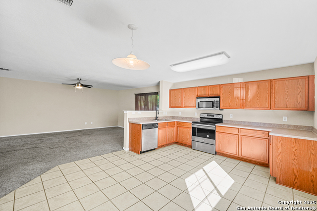 Image 10 of 22 For 3818 Amber  