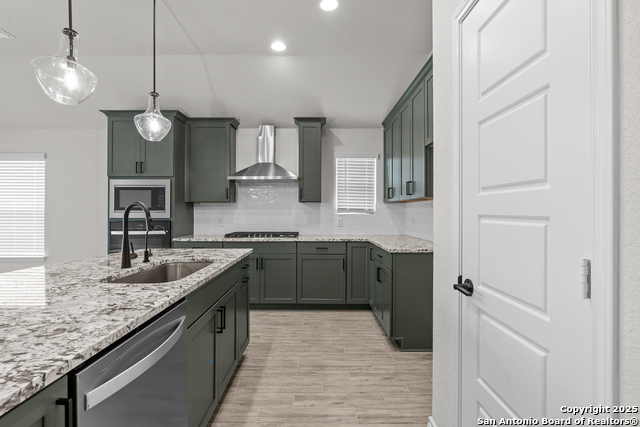 Image 11 of 27 For 338 Bodensee Place