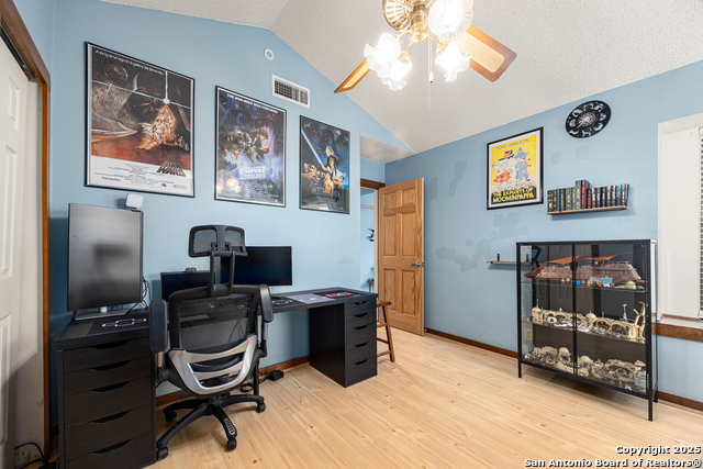 Image 24 of 36 For 15050 Digger Dr