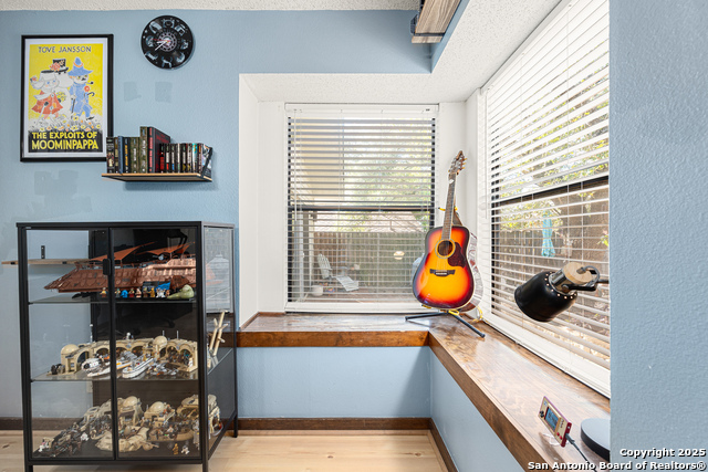 Image 25 of 36 For 15050 Digger Dr