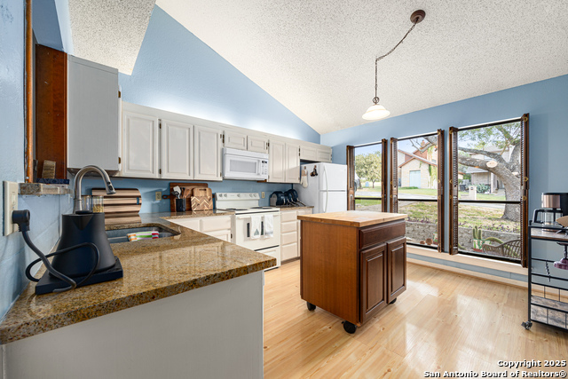 Image 7 of 36 For 15050 Digger Dr