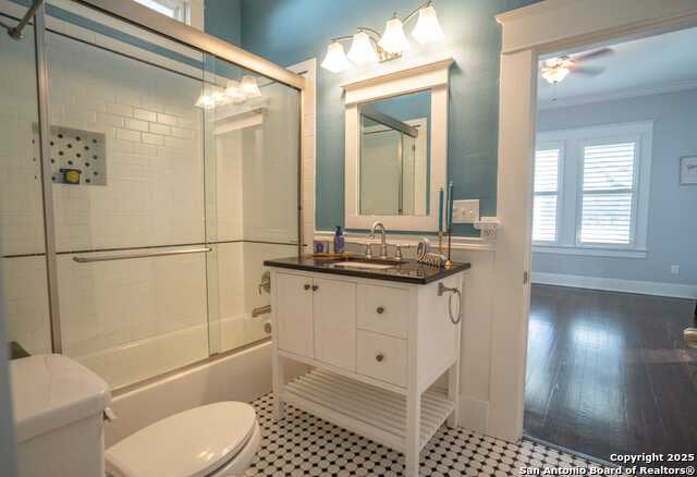 Image 15 of 22 For 415 Florida