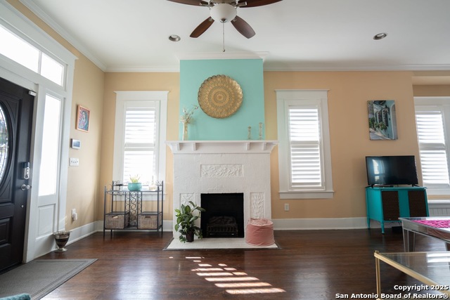 Image 4 of 22 For 415 Florida