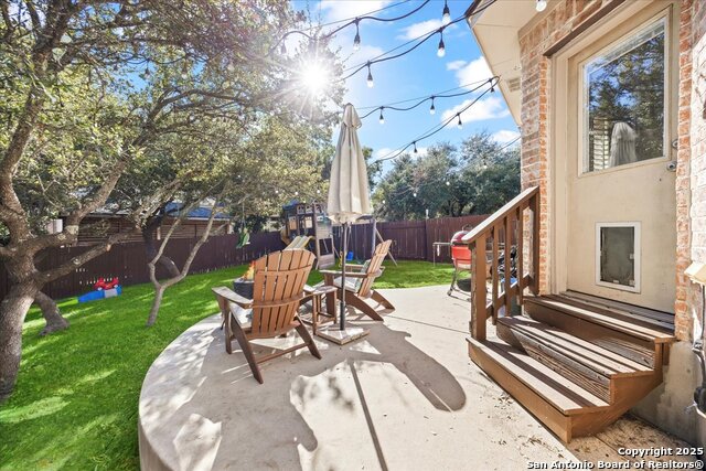 Image 33 of 65 For 2738 Trinity View