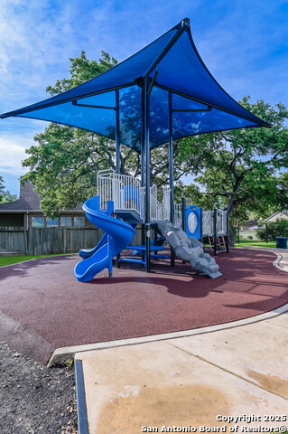 Image 61 of 65 For 2738 Trinity View