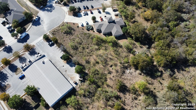 Listing photo id 6 for 106 Willow Springs Dr