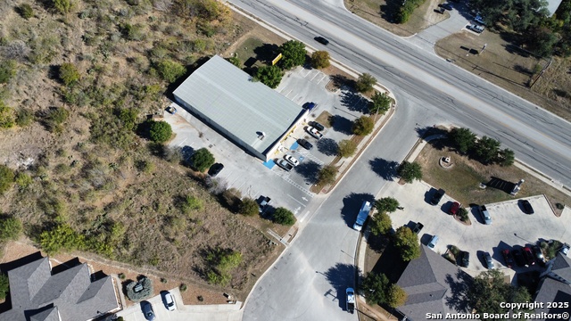 Listing photo id 7 for 106 Willow Springs Dr