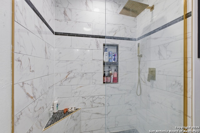 Image 14 of 18 For 2610 Pebble Valley