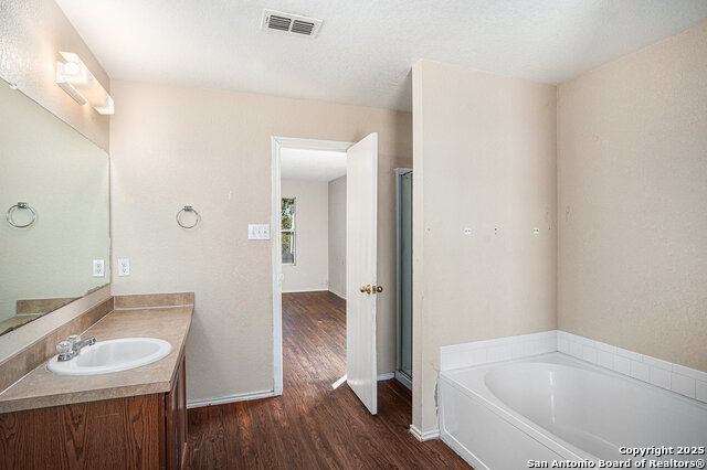 Image 14 of 16 For 136 Gatewood Bay