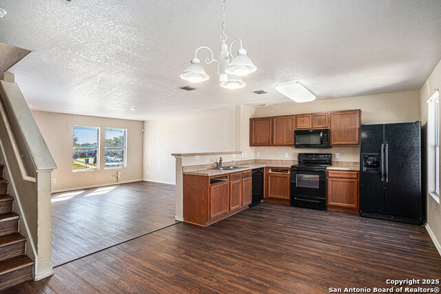 Image 4 of 16 For 136 Gatewood Bay