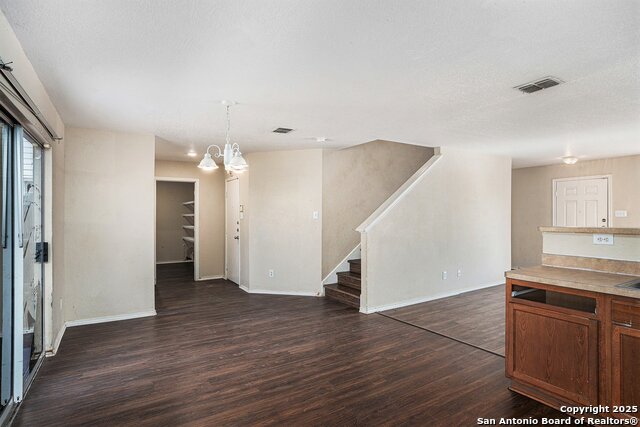 Image 5 of 16 For 136 Gatewood Bay