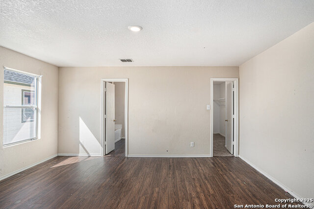 Image 9 of 16 For 136 Gatewood Bay