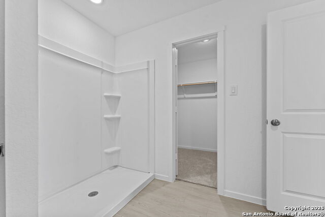 Image 12 of 23 For 2206 Collins Aly