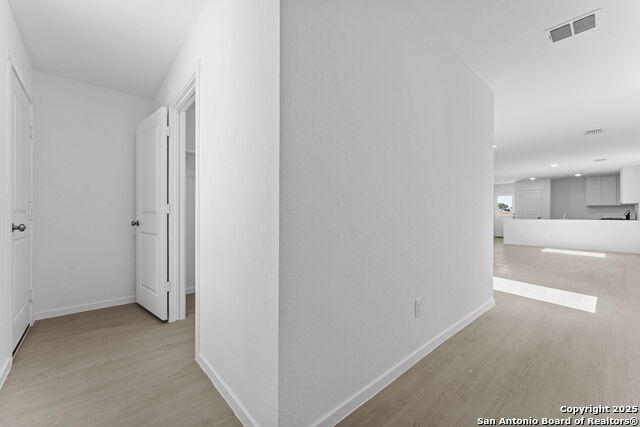 Image 2 of 23 For 2206 Collins Aly