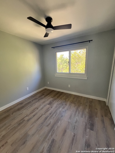 Image 21 of 34 For 12219 Stoney Crossing