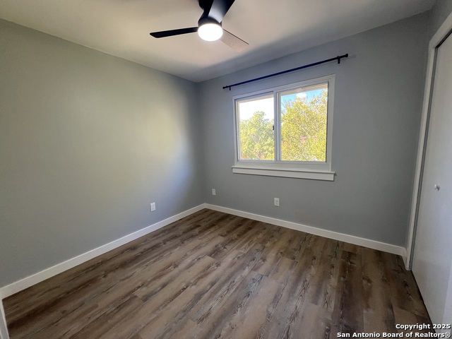 Image 22 of 34 For 12219 Stoney Crossing