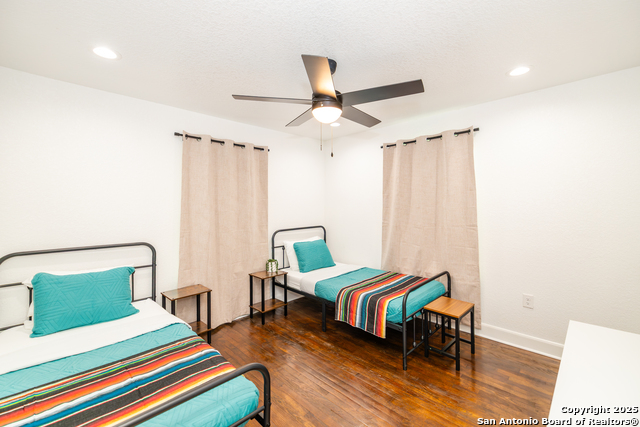 Image 28 of 34 For 319 Andrews