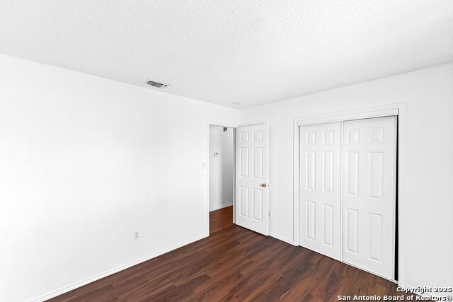 Image 14 of 30 For 7568 Windsor Oaks