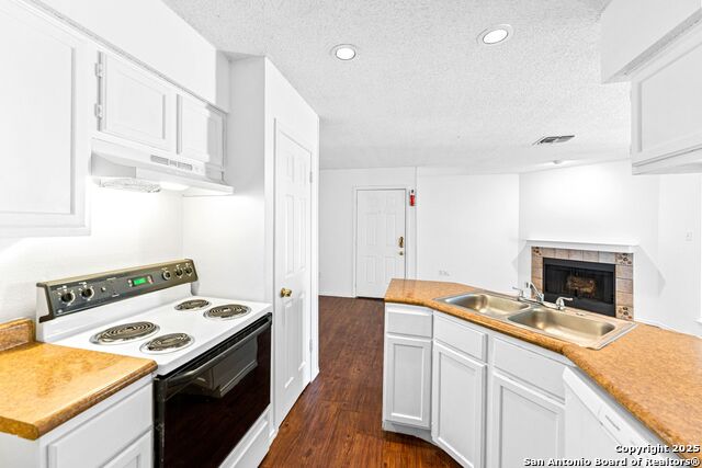 Image 8 of 30 For 7568 Windsor Oaks