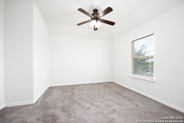 Image 17 of 35 For 2900 Sunridge Dr