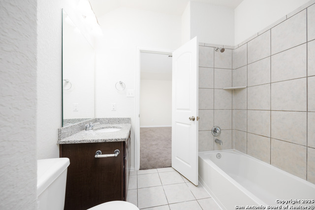 Image 24 of 35 For 2900 Sunridge Dr