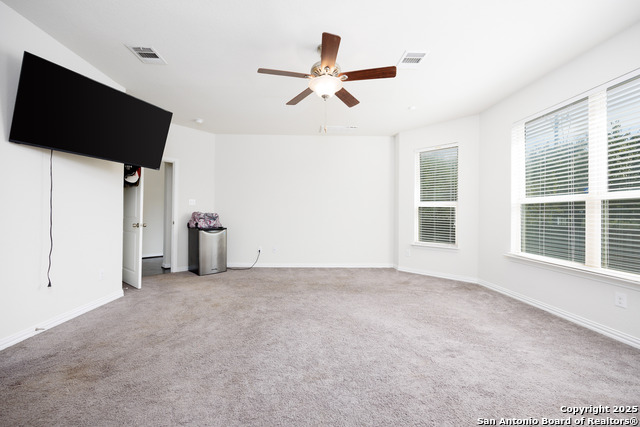 Image 4 of 35 For 2900 Sunridge Dr