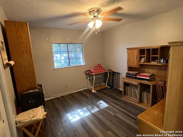 Image 9 of 13 For 1404 Glendale