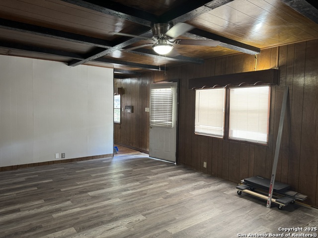 Image 3 of 14 For 8455 Northmont