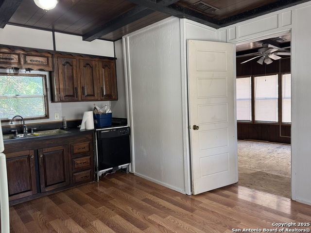 Image 4 of 14 For 8455 Northmont