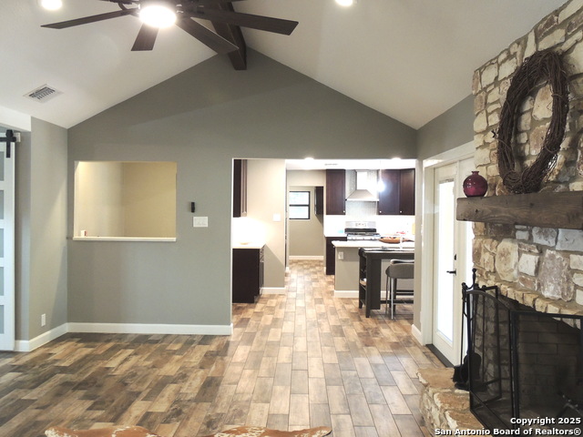 Image 12 of 54 For 13410 Lobelia