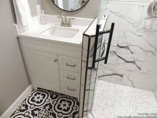 Image 28 of 54 For 13410 Lobelia