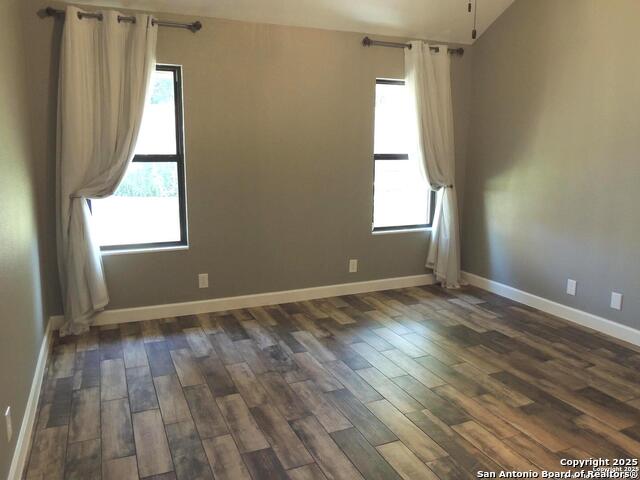 Image 32 of 54 For 13410 Lobelia