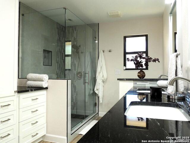 Image 37 of 54 For 13410 Lobelia