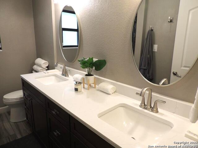 Image 41 of 54 For 13410 Lobelia