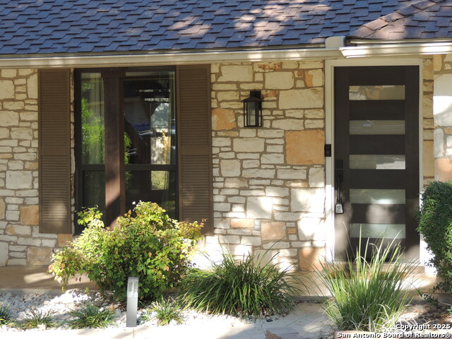 Image 5 of 54 For 13410 Lobelia