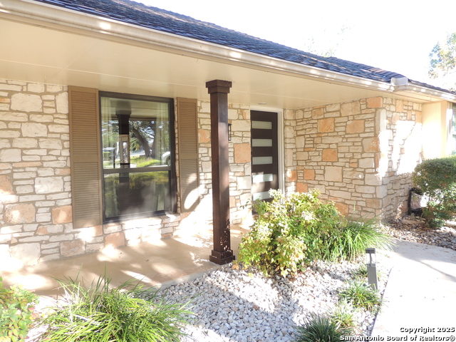 Image 6 of 54 For 13410 Lobelia