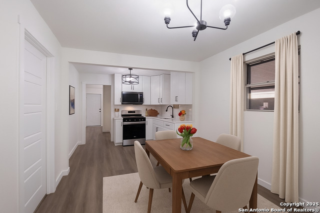 Image 10 of 26 For 7218 Luna Ct