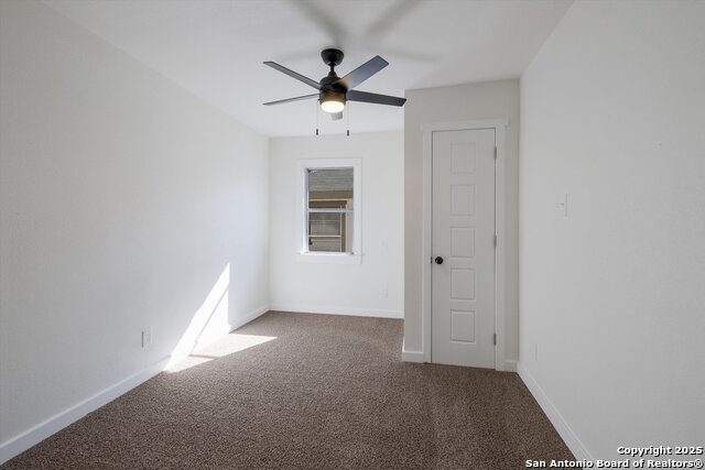 Image 19 of 26 For 7218 Luna Ct